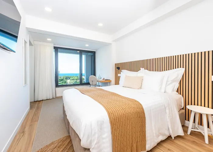 Πανσιόν Apice - By Azores 4*