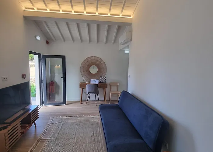 Apice - By Azores Πανσιόν