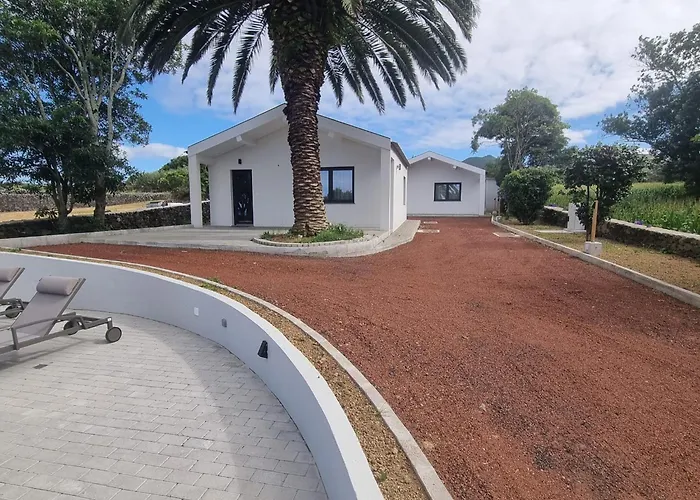 Πανσιόν Apice - By Azores 4*