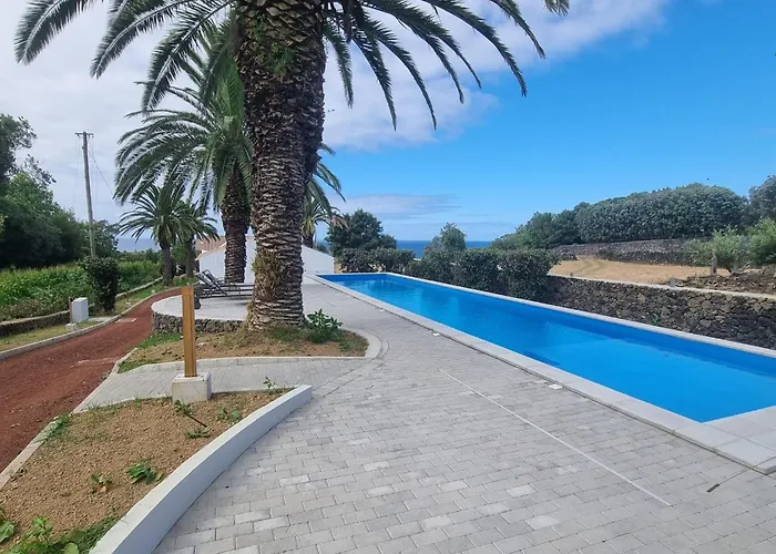 Πανσιόν Apice - By Azores 4*