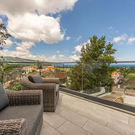 Apice - By Azores Vendégház 4*
