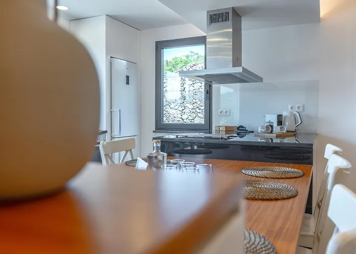 Apice - By Azores São Vicente Ferreira